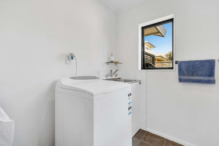 Photo of property in 1 Merlin Close, Huntington, Hamilton, 3210