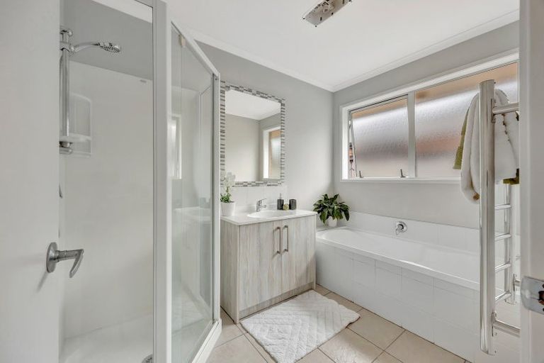 Photo of property in 31 Ravenscourt Place, Huntington, Hamilton, 3210