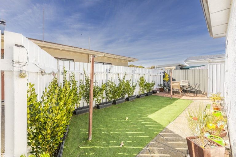 Photo of property in 11 Cassino Crescent, Onekawa, Napier, 4110