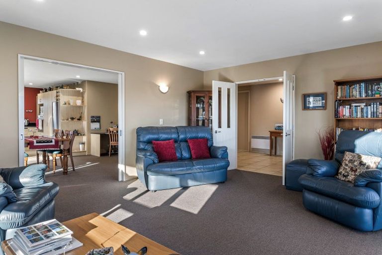 Photo of property in 62 Oakwood Drive, Rangiora, 7400