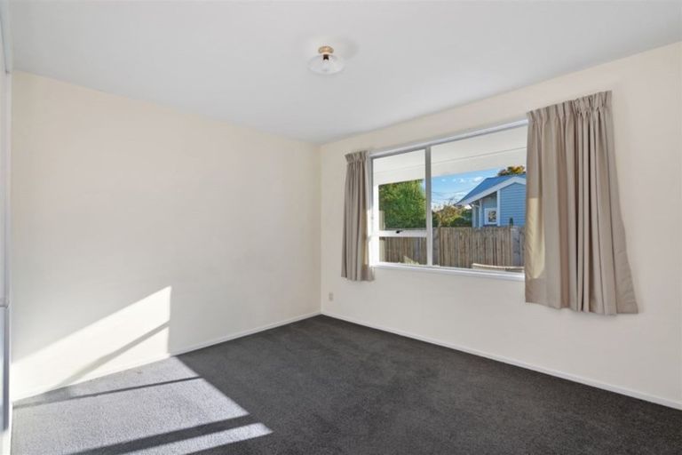 Photo of property in 2/42 Saint Martins Road, Saint Martins, Christchurch, 8022