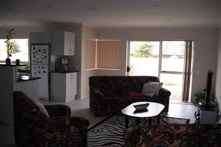 Photo of property in 95 Longford Park Drive, Takanini, 2112