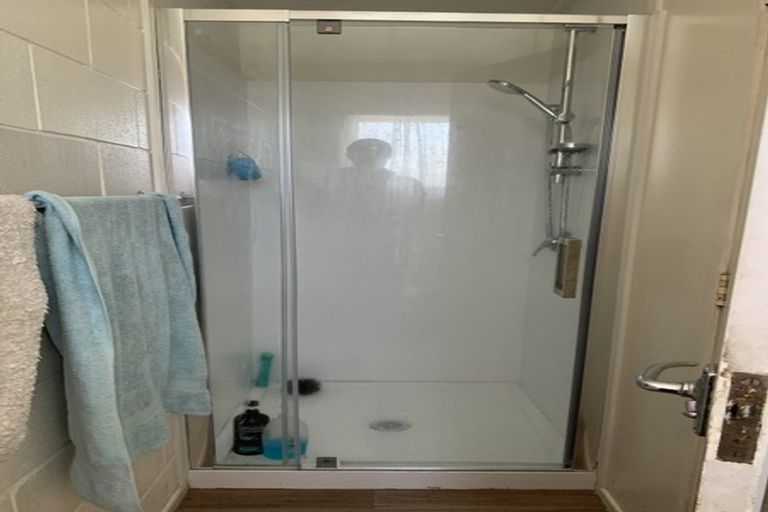 Photo of property in 18 Kent Street, Waiuku, 2123