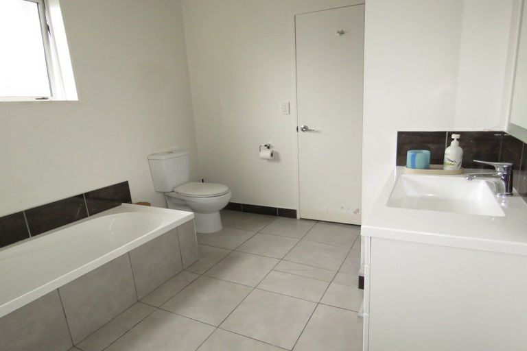 Photo of property in 73 Buller Road, Reefton, 7830