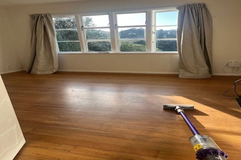 Photo of property in 28 Warwick Street, Wilton, Wellington, 6012