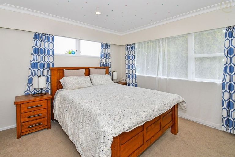 Photo of property in 35 Heybridge Street, Manurewa, Auckland, 2102