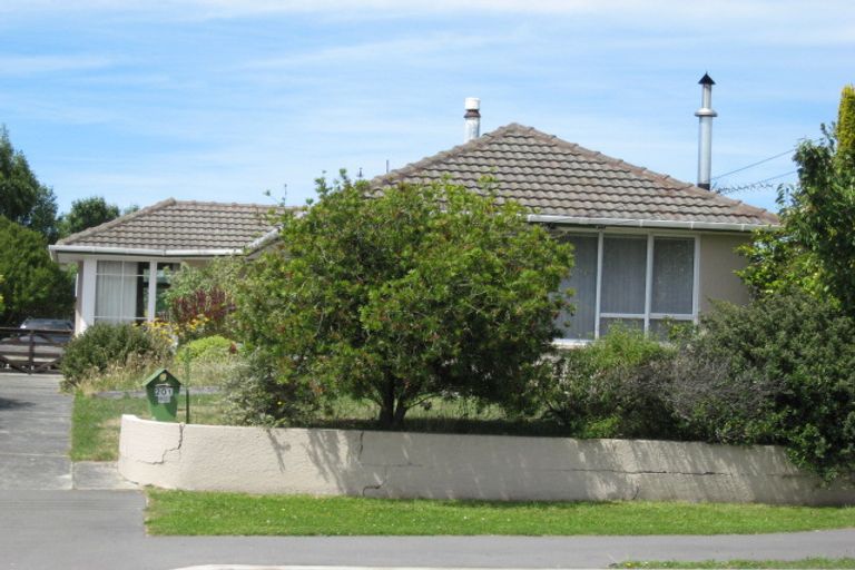 Photo of property in 201 Estuary Road, South New Brighton, Christchurch, 8062