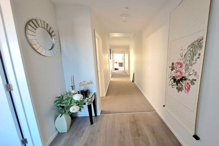 Photo of property in 10 Grey Way, Russley, Christchurch, 8042