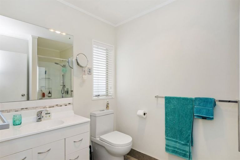 Photo of property in 496b Devonport Road, Tauranga South, Tauranga, 3112