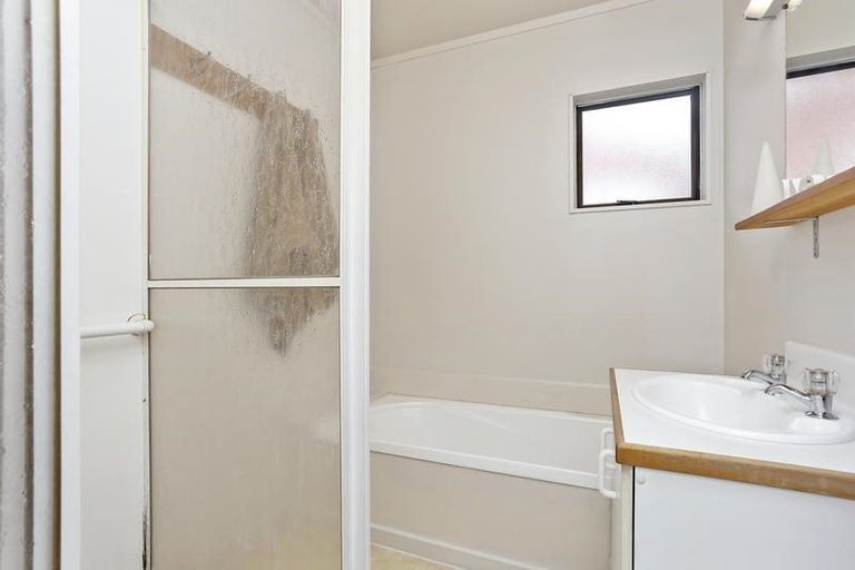 Photo of property in 388a/3 West Coast Road, Glen Eden, Auckland, 0602
