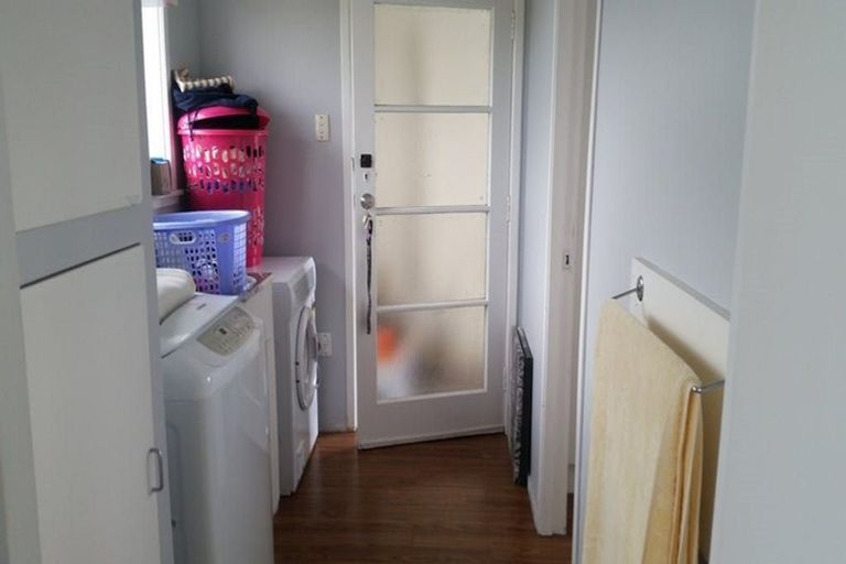 Photo of property in 6a Henderson Avenue, Tuakau, 2121