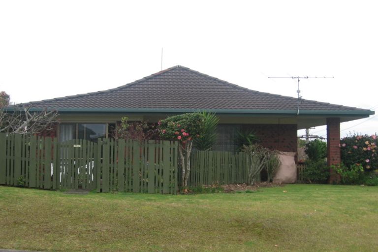 Photo of property in 1/24 Nelson Street, Papakura, 2110