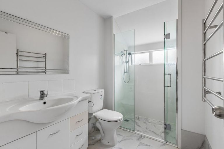 Photo of property in 41a Maygrove Drive, Orewa, 0931