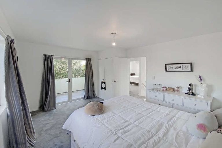 Photo of property in 231a Geraldine Street, Edgeware, Christchurch, 8013