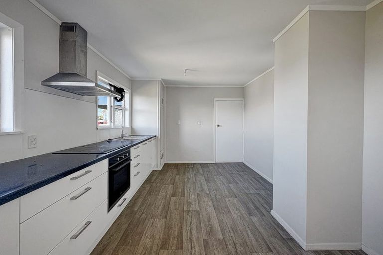 Photo of property in 26-28 Matipo Street, Castlecliff, Whanganui, 4501