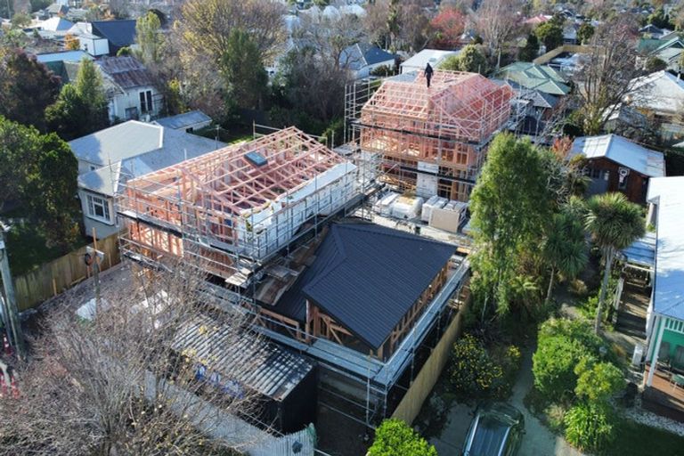 Photo of property in 220 Geraldine Street, Edgeware, Christchurch, 8013