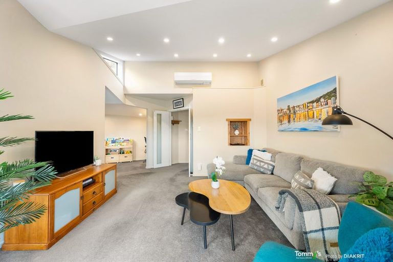 Photo of property in 36 Chesterton Street, Johnsonville, Wellington, 6037