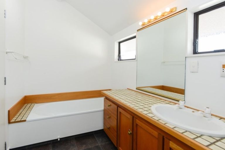 Photo of property in 8 Otatara Road, Taradale, Napier, 4112