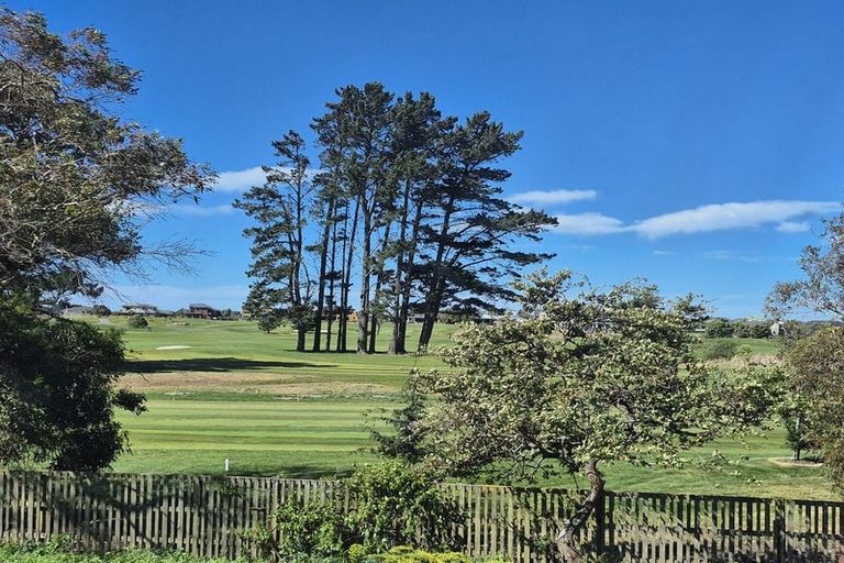 Photo of property in 482 Bower Avenue, Parklands, Christchurch, 8083