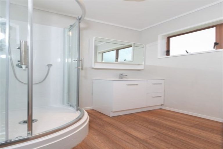 Photo of property in 159 Te Atatu Road, Te Atatu South, Auckland, 0610