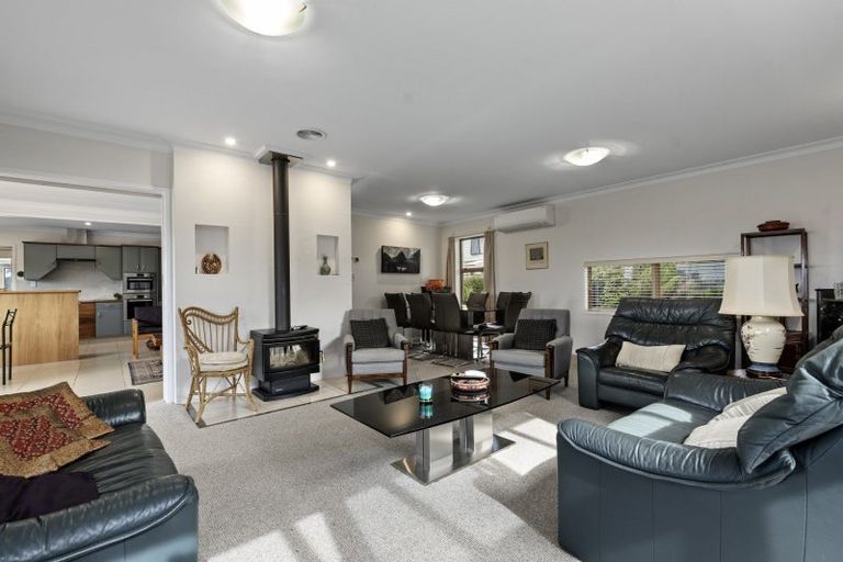 Photo of property in 55 Eaton Crescent, Matua, Tauranga, 3110