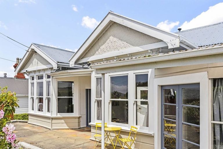 Photo of property in 4 Argyle Street, Mornington, Dunedin, 9011