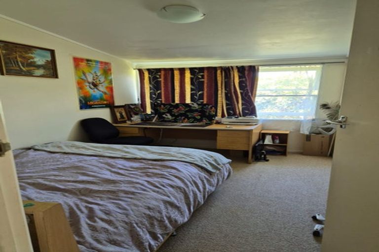 Photo of property in 6 Totara Grove, Hillcrest, Auckland, 0627