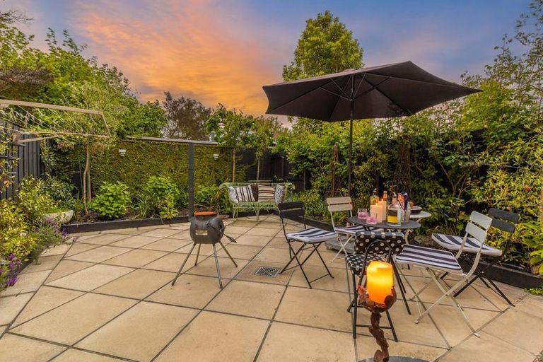 Photo of property in Cornwall Gardens, 13/27 Cornwall Street, St Albans, Christchurch, 8014