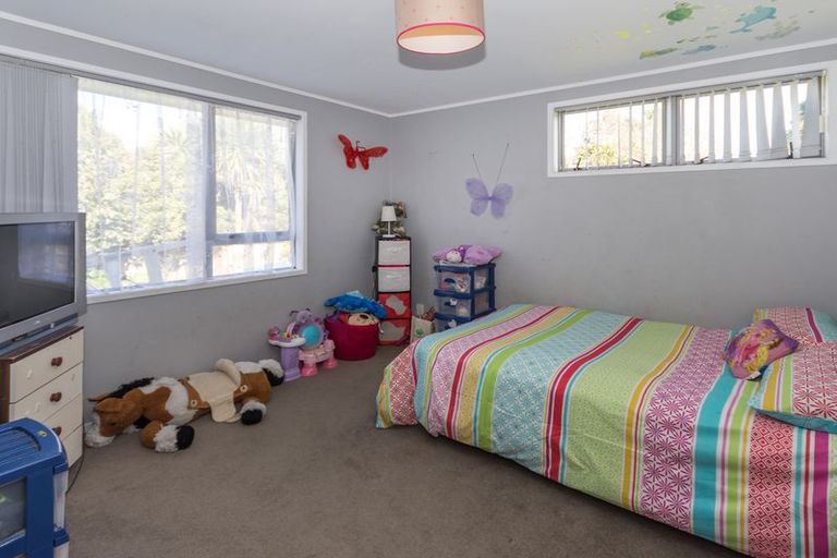 Photo of property in 10 Mcshane Street, Pukekohe, 2120