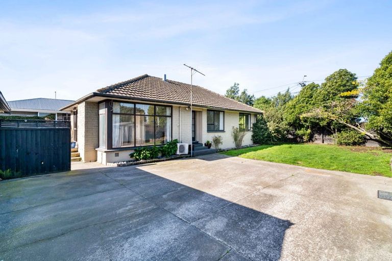 Photo of property in 2a Skerten Avenue, Hornby, Christchurch, 8042