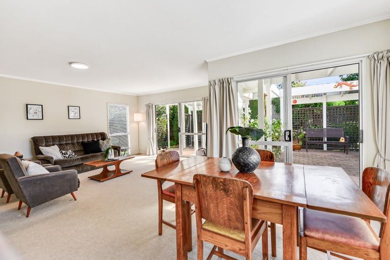 Photo of property in 35 Halyard Close, Flagstaff, Hamilton, 3210