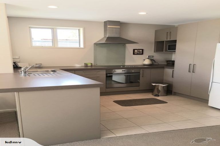 Photo of property in 2/70 Saint Martins Road, Saint Martins, Christchurch, 8022