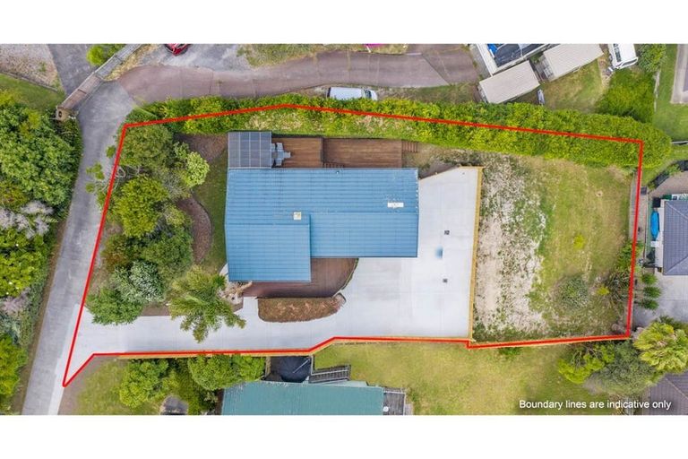 Photo of property in 16 Moera Place, Stanmore Bay, Whangaparaoa, 0932