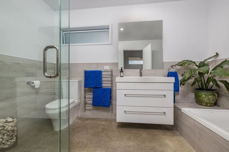 Photo of property in 86 Kotuku Road, Kerikeri, 0294