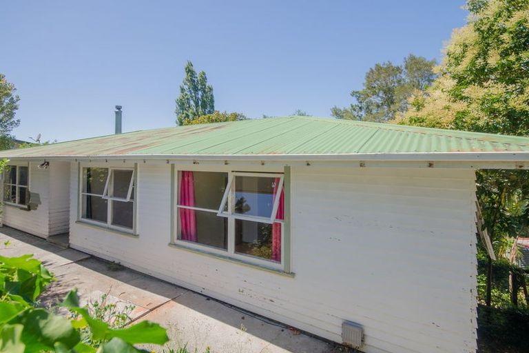 Photo of property in 35 Parker Avenue, New Lynn, Auckland, 0600