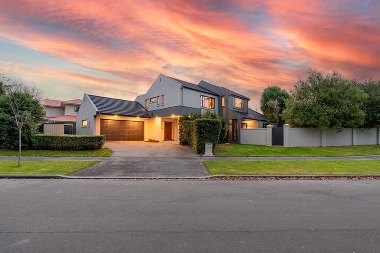 Photo of property in 1 Sharnbrook Lane, Casebrook, Christchurch, 8051