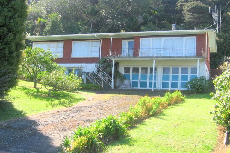 Photo of property in 16 Haddon Crescent, Whitianga, 3510