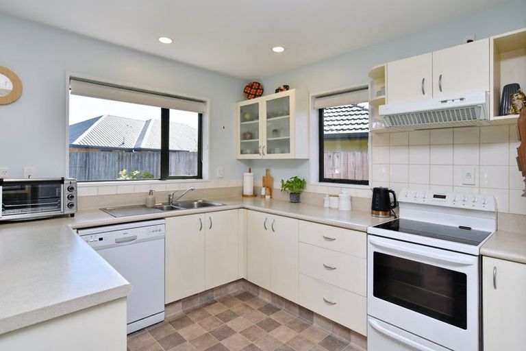 Photo of property in 17b Matawai Close, Rangiora, 7400