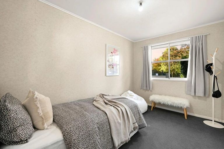 Photo of property in 102 Browning Street, Leamington, Cambridge, 3432