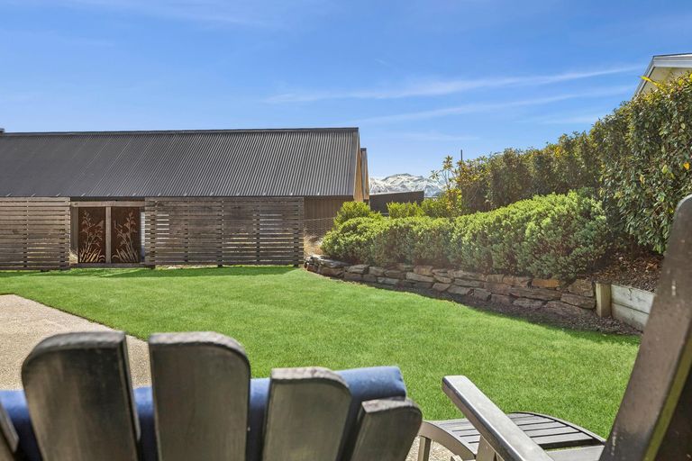 Photo of property in 4 Kahu Close, Wanaka, 9305