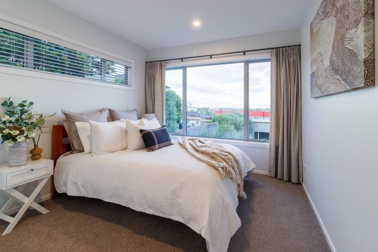 Photo of property in 19u1 Ruakiwi Road, Hamilton Lake, Hamilton, 3204