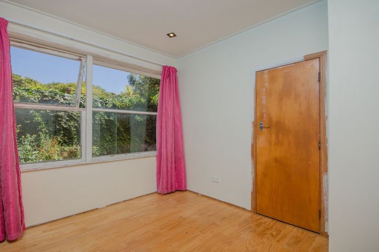 Photo of property in 35 Parker Avenue, New Lynn, Auckland, 0600