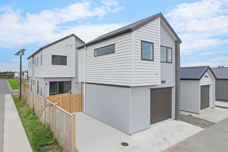 Photo of property in 69 Kairakau Street, Papakura, 2110