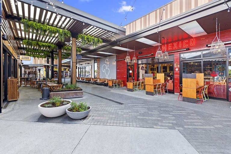 Photo of property in 65 Golf Road, Mount Maunganui, 3116