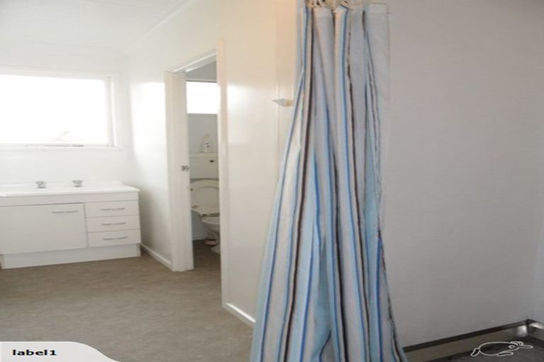 Photo of property in 10 Railway Esplanade, East Gore, Gore, 9710