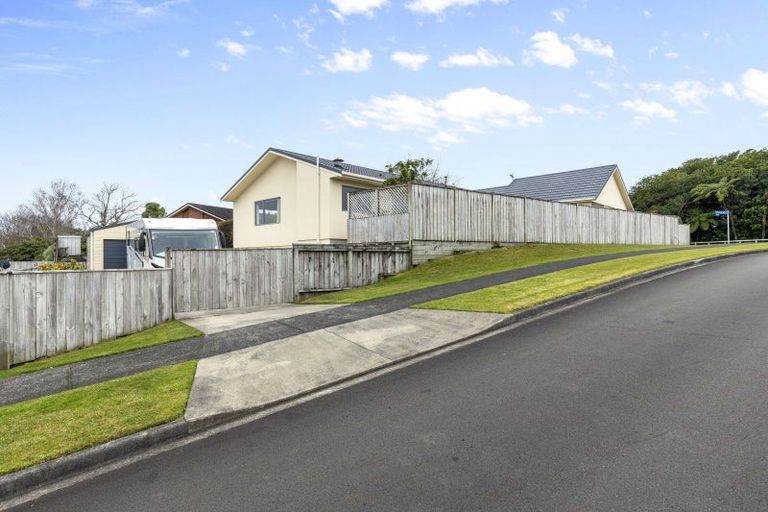 Photo of property in 64 Branch Road, Highlands Park, New Plymouth, 4312