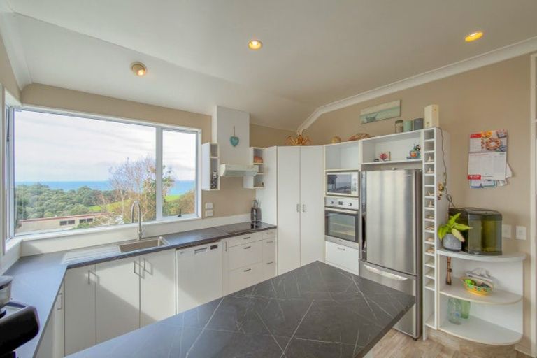 Photo of property in 442 Onemana Drive, Onemana, Whangamata, 3691