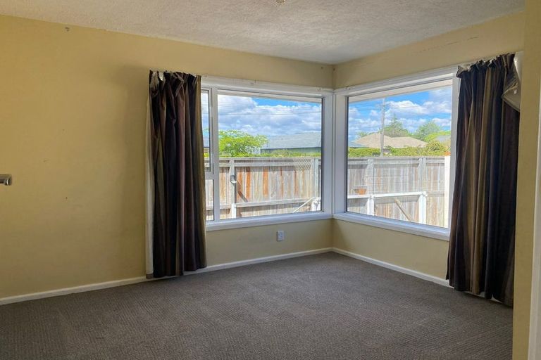 Photo of property in 2/30 Coniston Avenue, Ilam, Christchurch, 8041