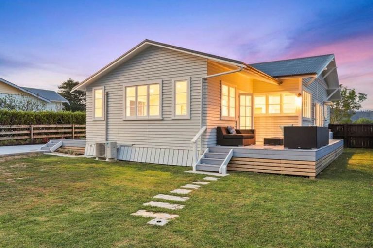 Photo of property in 40 Albert Street, Riverhead, 0820