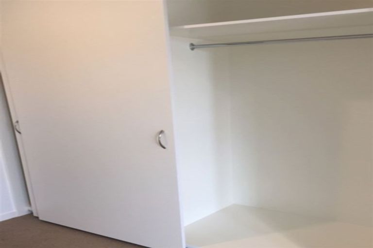 Photo of property in 10/165 Hobsonville Point Road, Hobsonville, Auckland, 0616